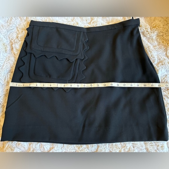 Victoria Beckham for Target Women Size Large Black Mini Skirt Scalloped Pocket - Picture 10 of 10